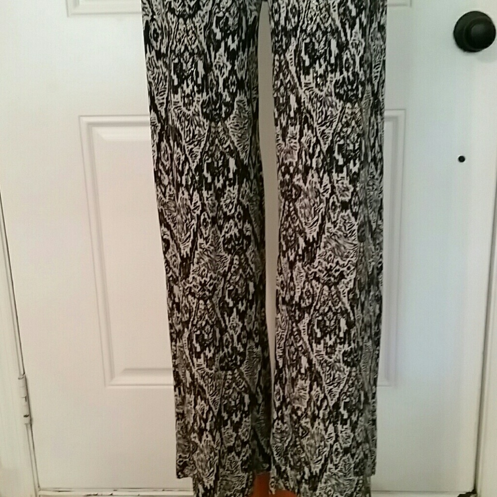 Pants - Picture 3 of 8